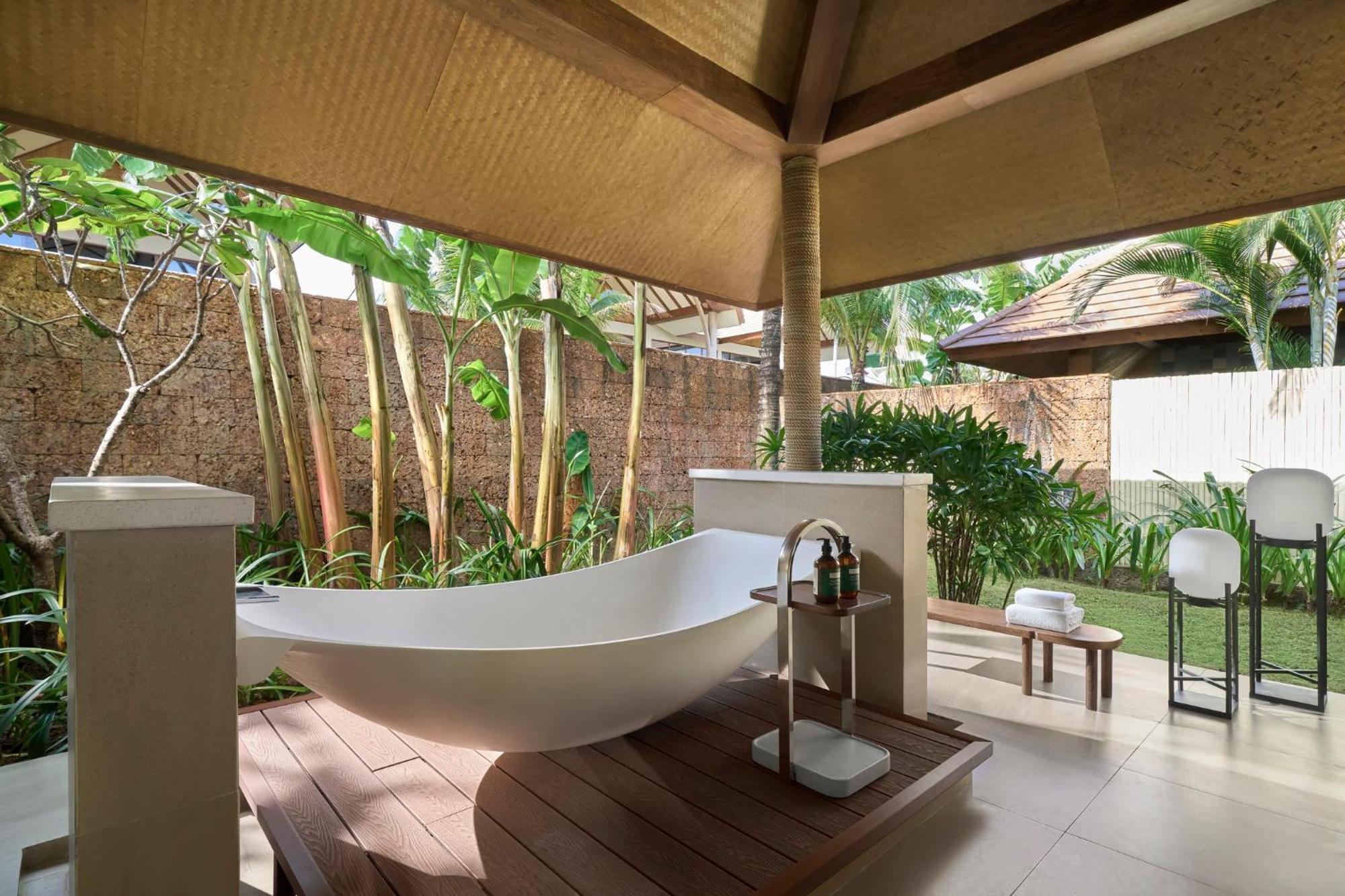 Voco Quang Binh Resort By Ihg Dong Hoi Esterno foto