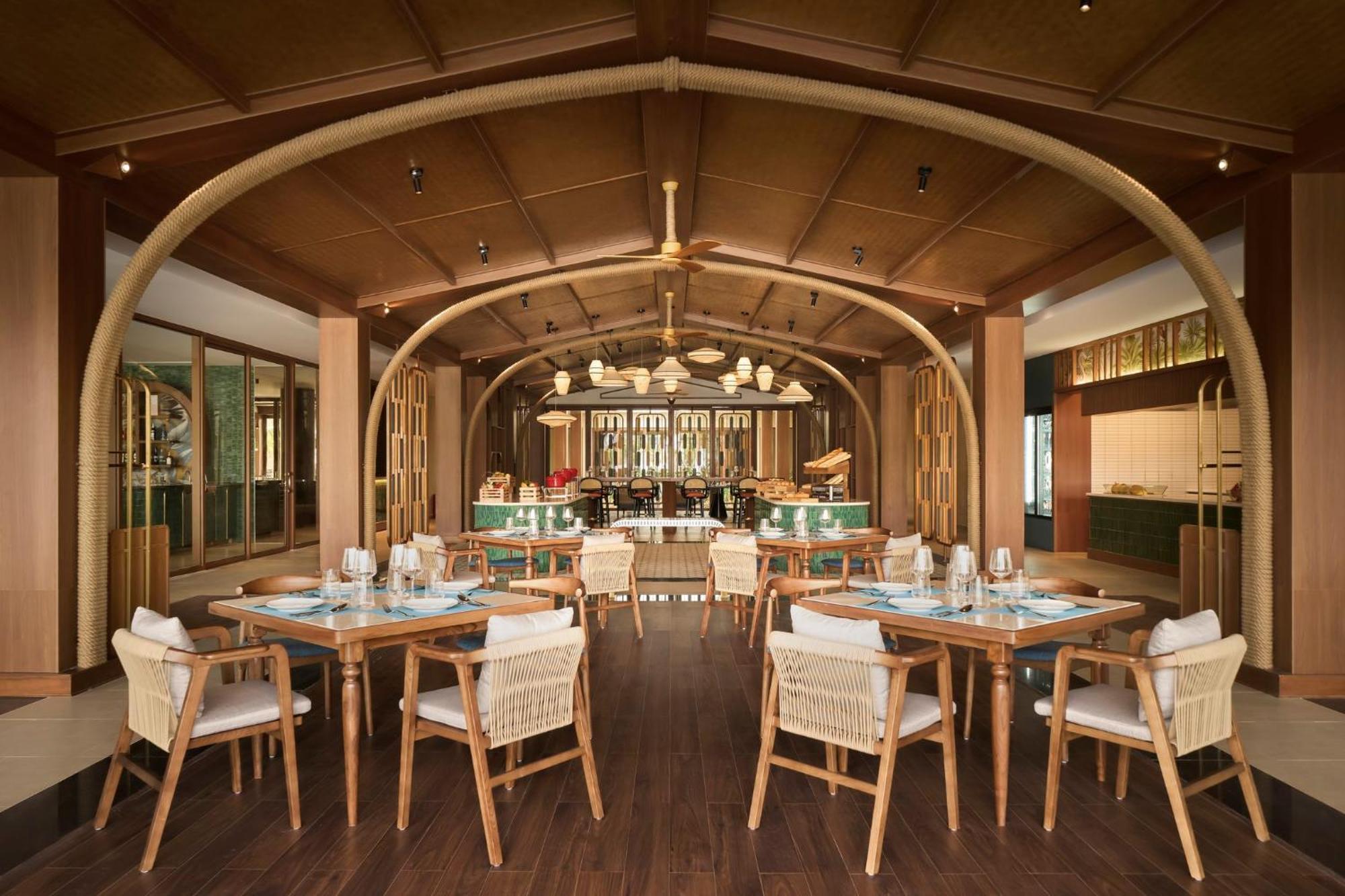 Voco Quang Binh Resort By Ihg Dong Hoi Esterno foto